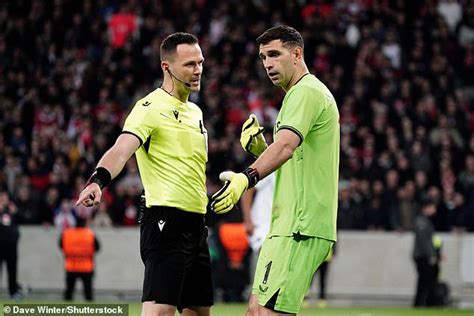 Revealed Emiliano Martinez Will Miss Aston Villa S Conference League