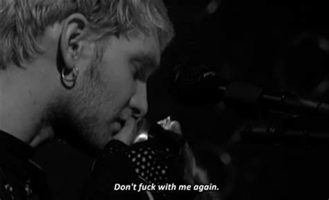 Layne Staley Frogs Alice In Chains During Mtv Unplugged 1996 Alice