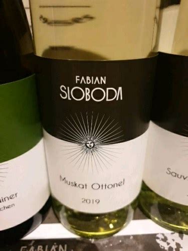 Sloboda Muskat Ottonel Vivino Us