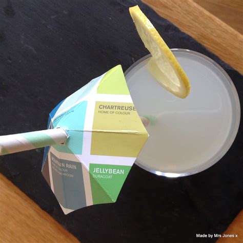 Fun Umbrella Straw For Summer Drinks