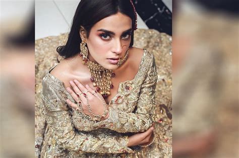 iqra aziz pictures | Top News