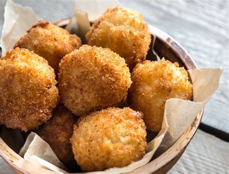 Bolinho de arroz assado aprenda aqui uma receita simples e prática