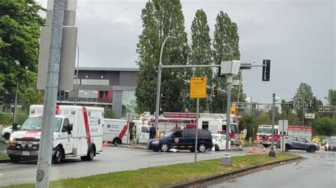 Crash At Busy Richmond Intersection Causes Rush Hour Traffic Delays Richmond News