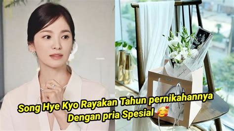 Bikin Penggemar Jatuh Cinta Song Hye Kyo Rayakan Tahun Pernikahannya