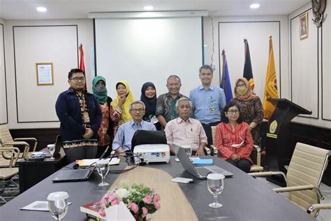 Focus Group Discussion Fgd Audience Dosen Jurusan Ilmu Ekonomi