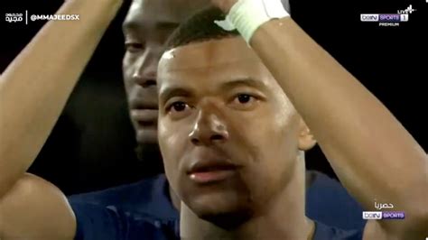 Mbappé al borde de las lágrimas tras acercarse a la afición la imagen