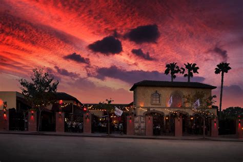 West Hollywood’s Historic Gay Nightclub the Abbey Is Up for Sale - Eater LA