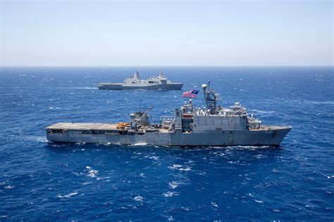 Uss Carter Hall Rescues Fishermen In Distress