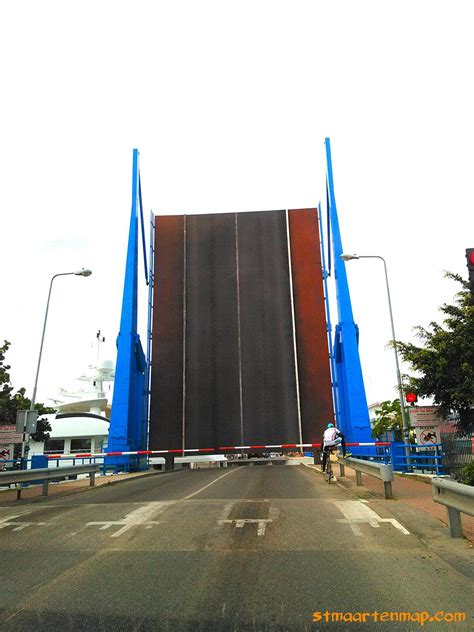 Simpson Bay Bridge in St Maarten | Bay bridge, Simpson bay, Excursions