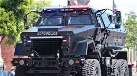 San Jose Police Department to give back armored police vehicle to military - ABC7 San Francisco