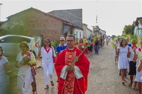 Prociss O E Missa Marcam Abertura Da Semana Santa Em Novo Oriente