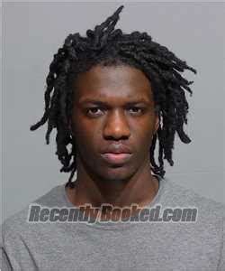 Recent Booking Mugshot For Kemonta Alexander In Milwaukee County