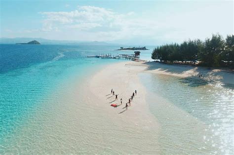 Pulau Saronde Mutiara Wisata Pantai Di Gorontalo Utara