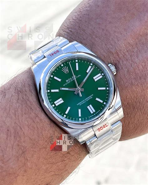 Rolex Oyster Perpetual 41 MM 124300 Green Dial