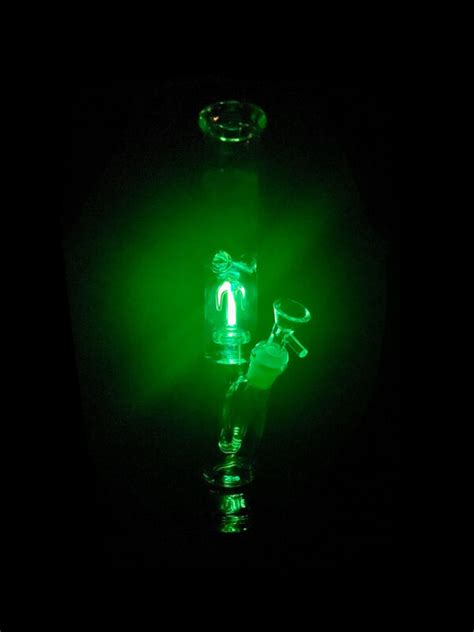 Monster Glow In The Dark Bong 7 Stoners Rotation