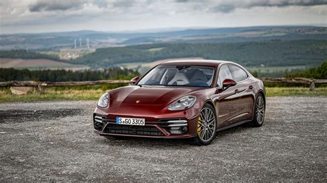 Foto Porsche Panamera Turbo S Donkerrode X