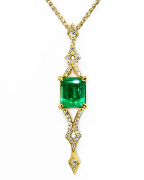 Emerald Necklace In 18k Made With Love In Montreal K8jewelry