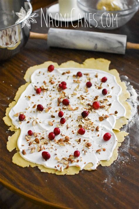 Christmas Cranberry Nut Roll Recipe