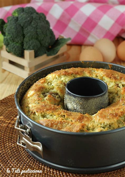 Ciambella Rustica Broccoli E Salsiccia Gustosa E Senza Lievitazione