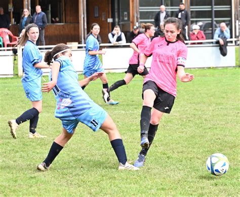 FOOTBALL Féminin à 8 Marmagne se fait piéger par La Clayette