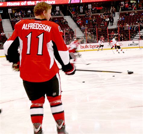 Daniel Alfredsson to Enjoy Swan Skate, Hall of Fame Next? - The Hockey Writers - - NHL News ...