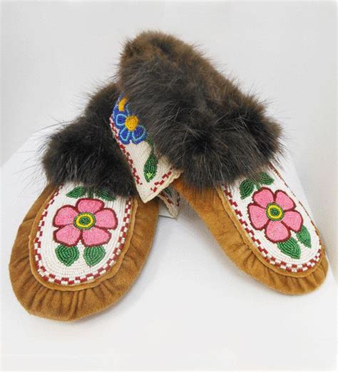 Beaded Mocassins Tlicho Online Store Moccasins Leather Moccasins Diy