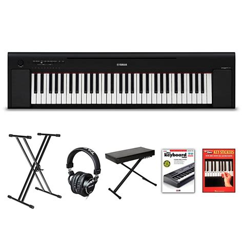 Yamaha Piaggero NP 15 61 Key Portable Keyboard With Power Adapter Black