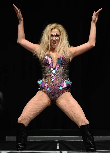Kesha Nude 17 Pictures Rating 8 51 10