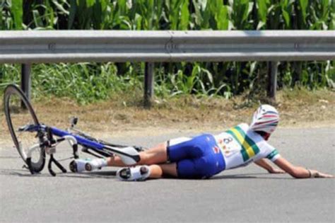 Caduta In Bici Per Buche O Avvallamenti Il Risarcimento Danni