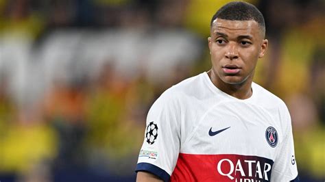 Départ de Mbappé Problème au PSG ce transfert est relancé