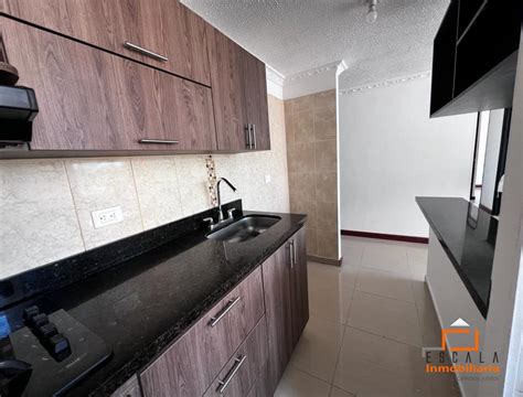 Apartamento En Arriendo Loma De Los Bernal Medellin