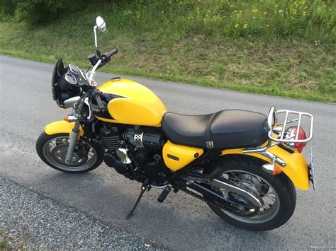 Triumph Thunderbird Sport Cm Tampere Moottoripy R