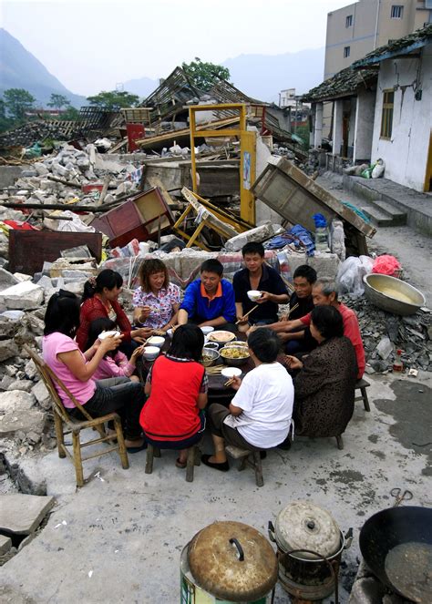 汶川地震15周年｜这些画面仍让人噙满泪水快看澎湃新闻 The Paper