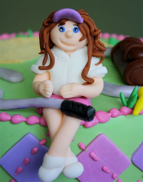 Claudine Girls Golf Cake