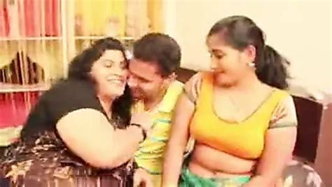 Free Indian Threesome Porn Videos 3 XHamster