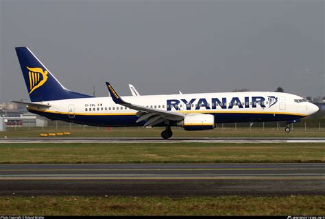 EI EBL Ryanair Boeing 737 8AS WL Photo By Roland Winkler ID 262422