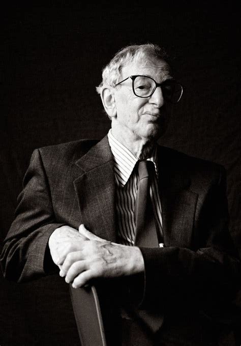 ‘Fractured Times,’ by Eric Hobsbawm - The New York Times