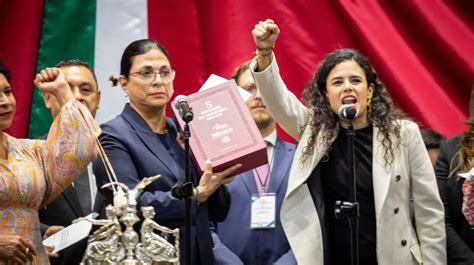 Entrega Luisa Maria Alcalde 5to informe de AMLO a Cámara de Diputados