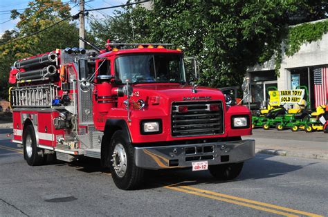 Milan Fire Department Engine Mack R E One Triborough