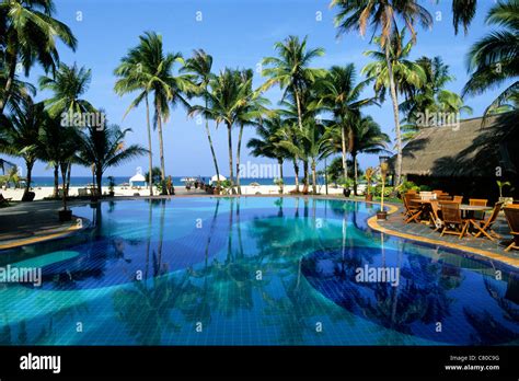 Burma Myanmar Ngwe Saung Beach Treasure Beach Hotel Stock Photo Alamy
