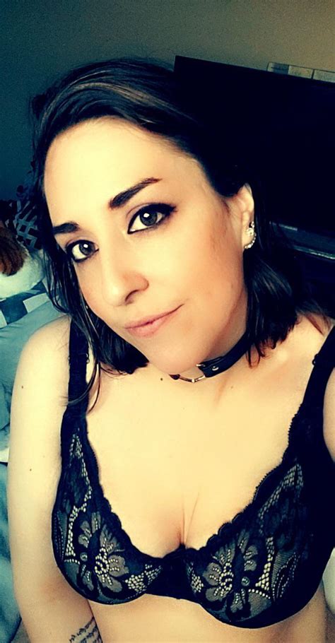 Getting Tired Of Social Distancing 36F R Nude Selfie