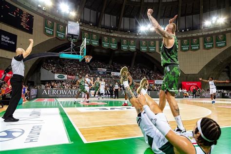 Hala Stulecia WKS Śląsk Wrocław vs Legia Warszawa Orlen Basket