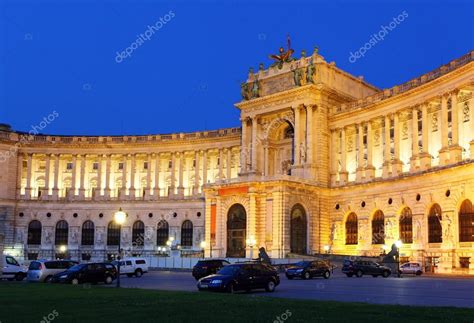 Vienna Hofburg Imperial Palace at night, - Austria — Stock Photo ...