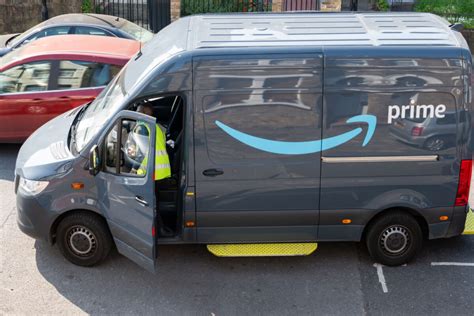 pays  amazon delivery driver accidents corena law