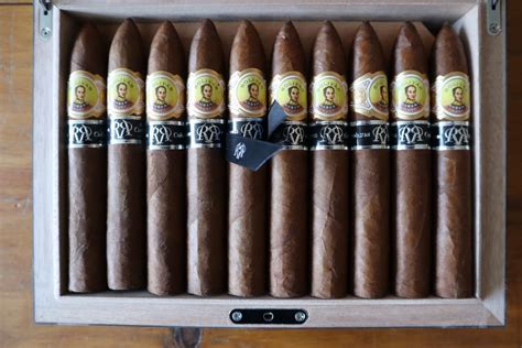 Bolivar Belicosos Finos Reserva Cosecha Cigar