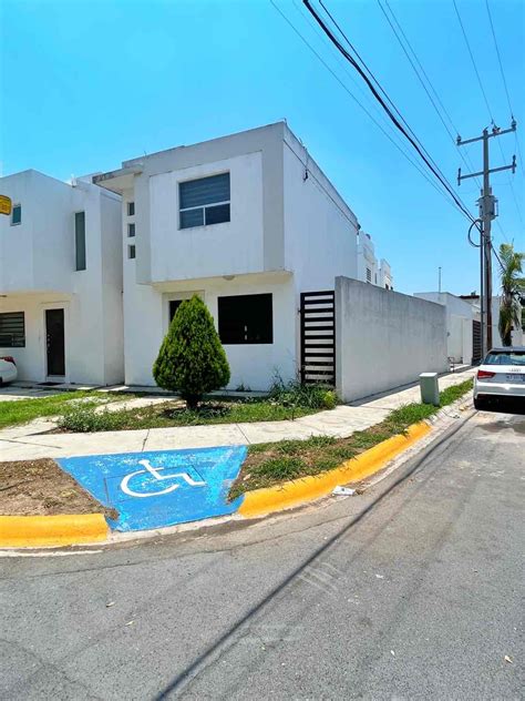 Venta Casa En Privada La Casta A Apodaca Icasas Mx