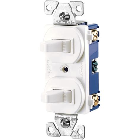 Eaton 15-Amp Single-Pole White Combination Light Switch at Lowes.com