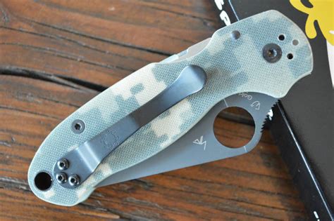 Spyderco Paramilitary 3 Camo G10 And Black Cpm S30v Blade C223gpcmobk