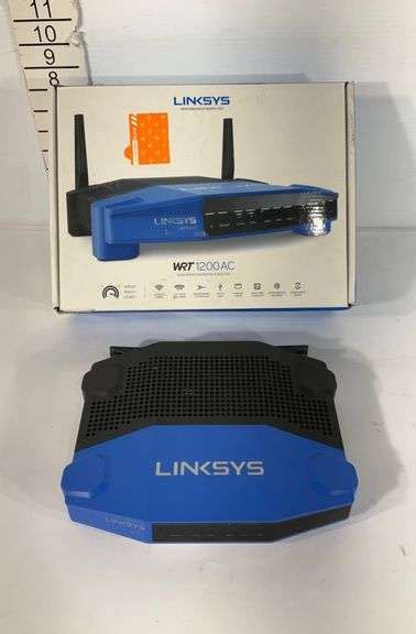 Linksys WRT 1200AC Dual Band Gigabit Wi Fi Router In Box Seller Code