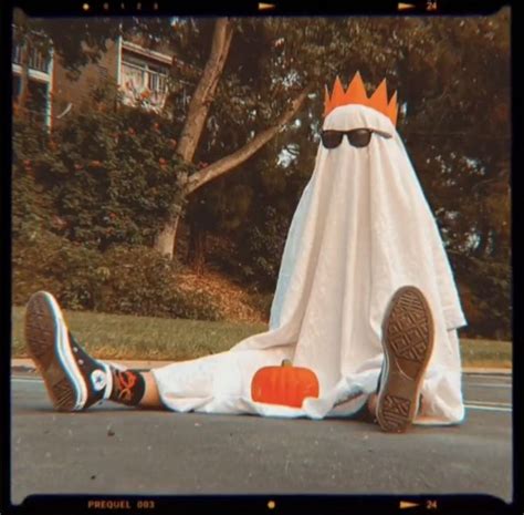 Ghost Aesthetic Tiktok Wallpapers Trend